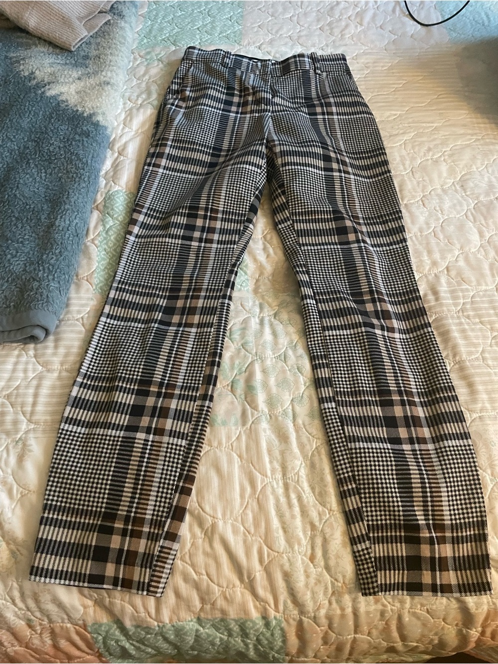 H&M Black, White & Brown Plaid Skinny Pants